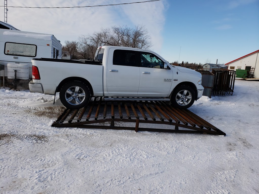 Astewo Arborg Steel Works | 3 miles west of Arborg on Highway 68 233, Arborg, MB R0C 0A0, Canada | Phone: (204) 641-2269