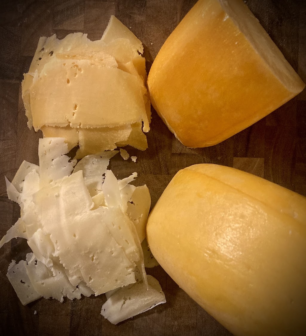 Vosbrae Dairy | 140 Skyline Rd, Oakwood, ON K0M 2M0, Canada | Phone: (705) 328-5711