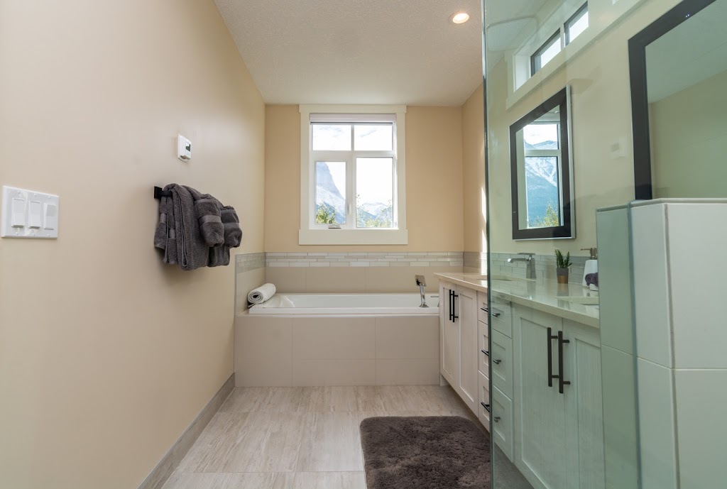Bills Place in Canmore | 108 Montane Rd Unit 8 (#108, Canmore, AB T1W 3J2, Canada | Phone: (403) 903-3168