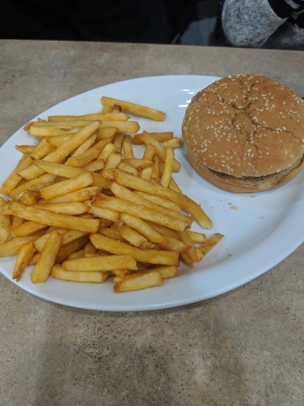 Sing & Kim Family Restaurant | 5530 48 Ave, Wetaskiwin, AB T9A 2G4, Canada | Phone: (780) 352-8987