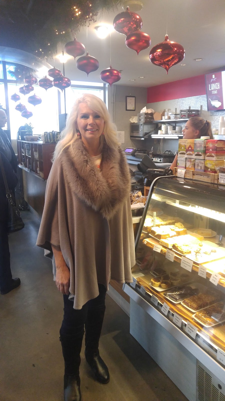 Georgia Cafe & Deli | 9805 Seaport Pl, Sidney, BC V8L 1Y2, Canada | Phone: (250) 655-9445