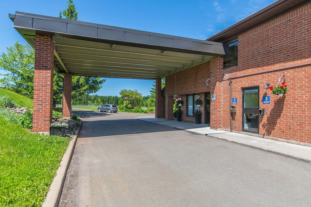 Comfort Inn Magnetic Hill | 2495 Mountain Rd, Moncton, NB E1G 2W4, Canada | Phone: (506) 384-3175