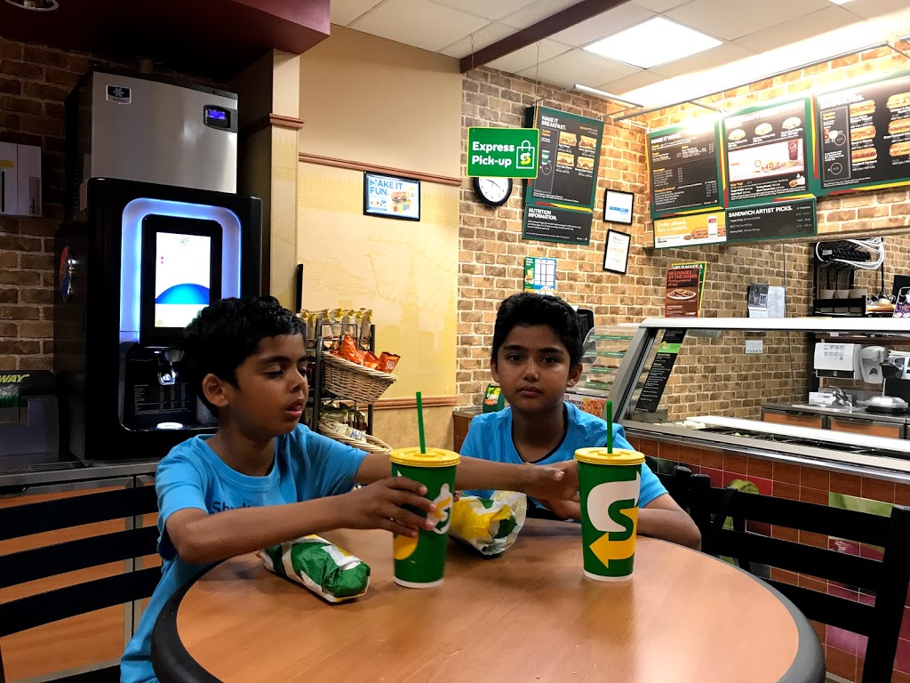 Subway | 9830 Markham Rd Unit #4, Markham, ON L6E 0H7, Canada | Phone: (905) 294-0094