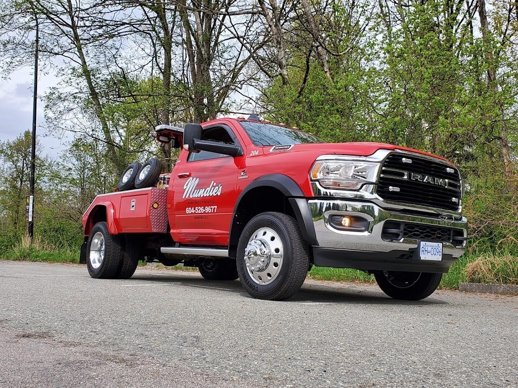 Mundies Towing & Recovery Vancouver | 1385 East Kent Ave N, Vancouver, BC V5X 4T6, Canada | Phone: (604) 295-8638