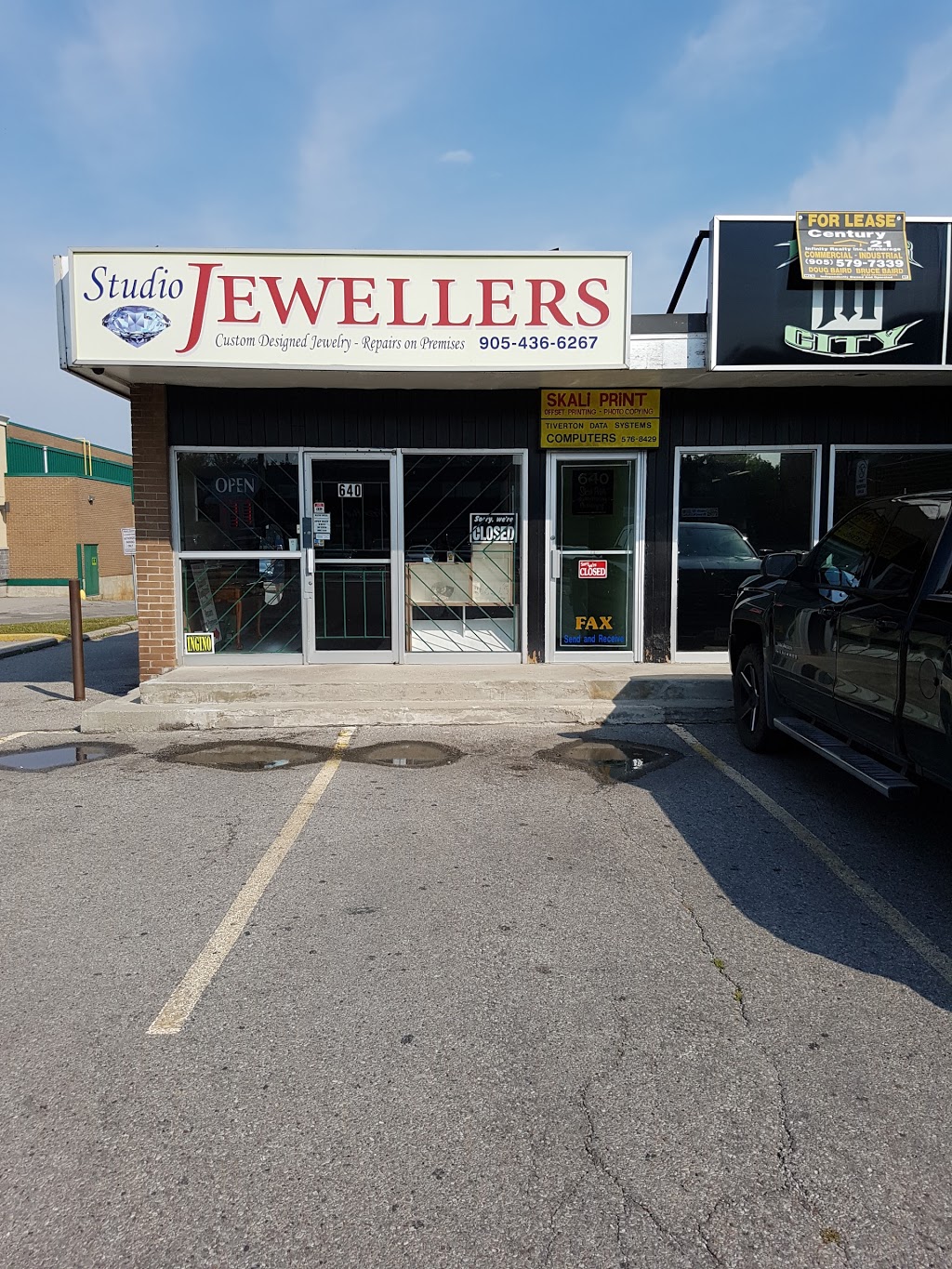 Studio Jewellers | jewelry store | 640 King St E, Oshawa, ON L1H 1G5, Canada | 9054366267 OR +1 905-436-6267