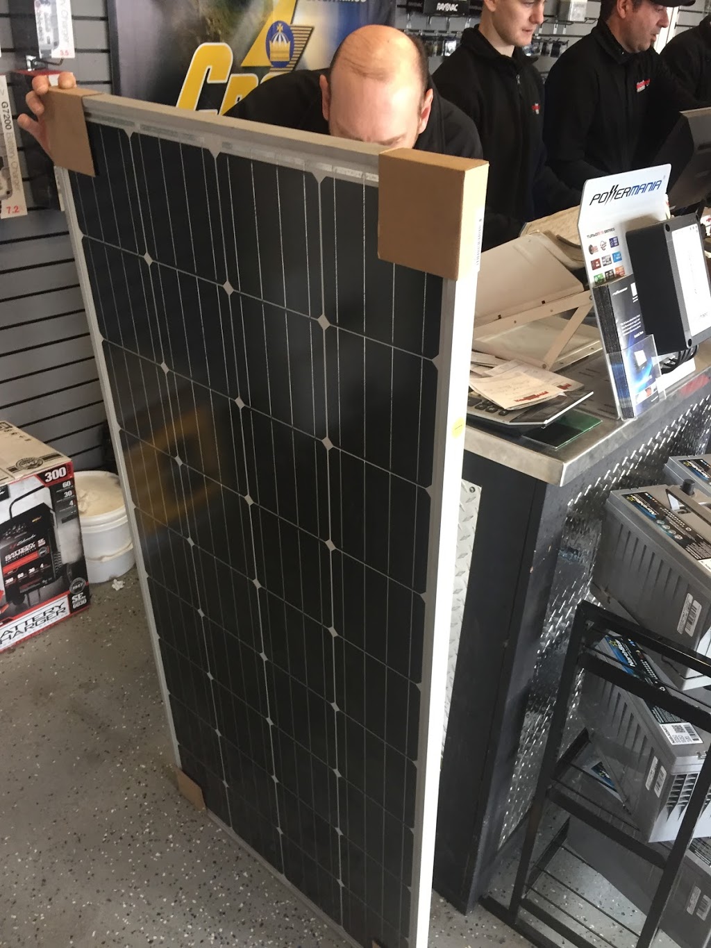Edmonds Batteries | 20131 Industrial Ave, Langley City, BC V3A 4K6, Canada | Phone: (604) 534-7995