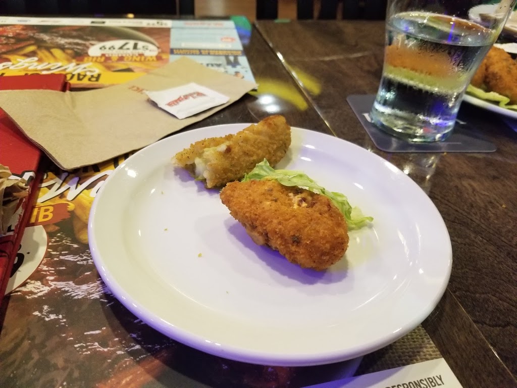 St. Louis Bar & Grill | 604 Santa Maria Blvd, Milton, ON L9T 9L7, Canada | Phone: (905) 875-1333