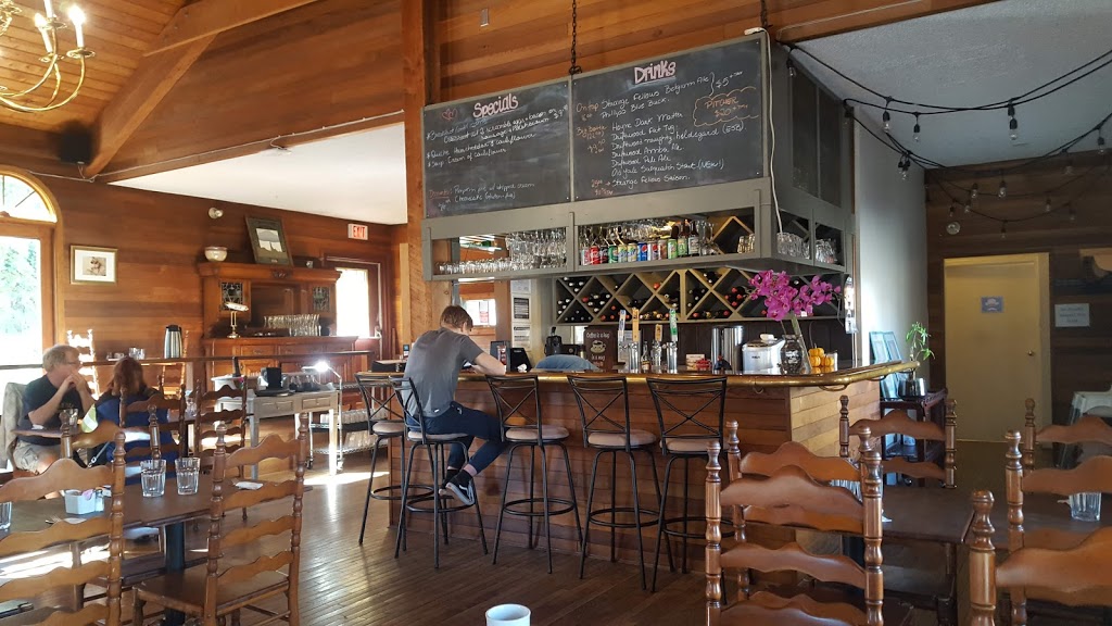 Harrison Corner Cafe | 310 Hot Springs Rd, Harrison Hot Springs, BC V0M 1K0, Canada | Phone: (604) 491-4429
