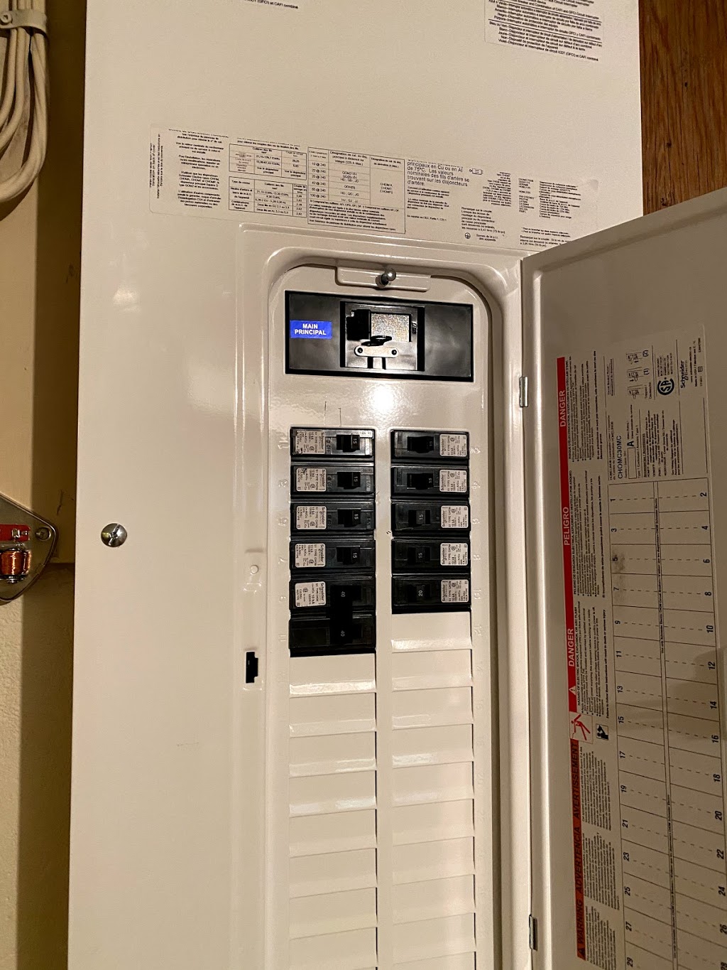 Intell Electrical Services | 70 Kingslake Rd, North York, ON M2J 3E5, Canada | Phone: (647) 781-1848