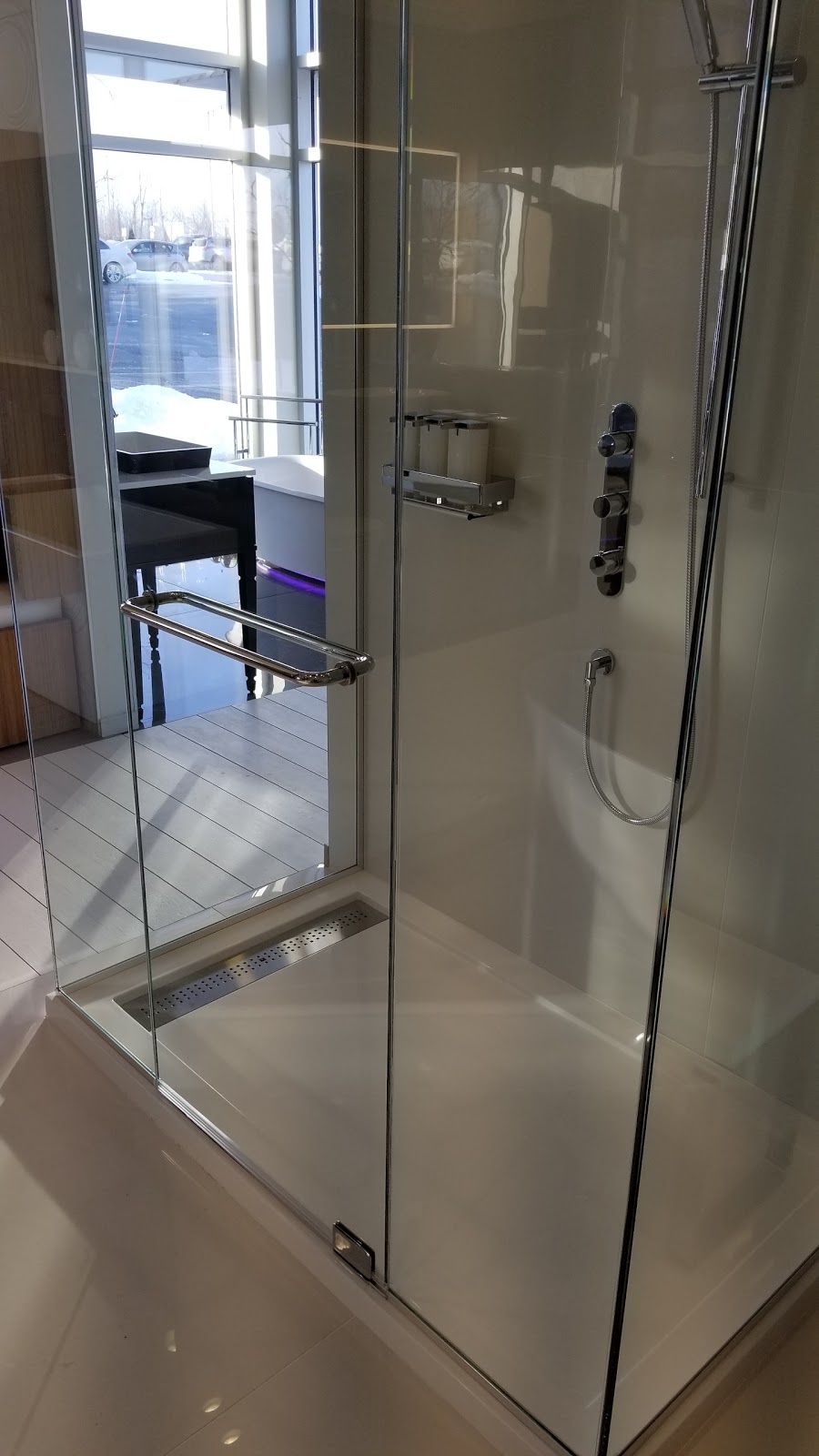Les Salles de Bain PGL1957 | 160 Rue Serge-Pepin, Beloeil, QC J3G 0K1, Canada | Phone: (450) 467-1212