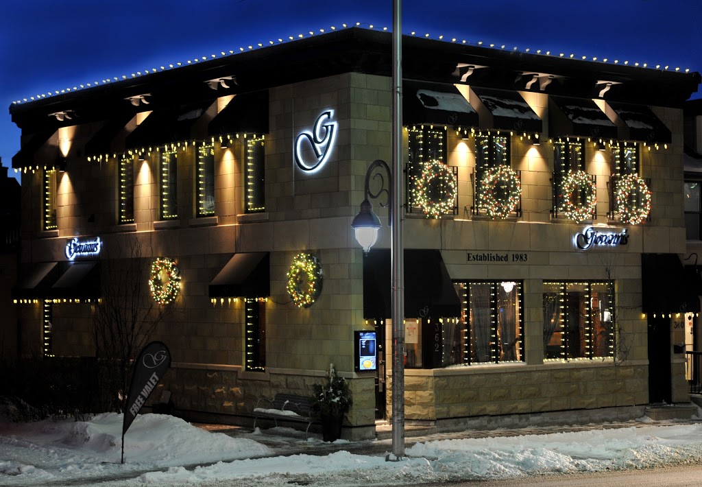 Christmas Decor Ottawa | 1038 Belfast Rd, Ottawa, ON K1B 3S3, Canada | Phone: (613) 317-2346
