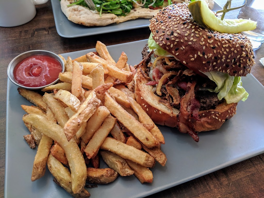 Starbelly Open Kitchen & Lounge | 19489 Seton Crescent SE #220, Calgary, AB T3M 1T4, Canada | Phone: (403) 570-0133
