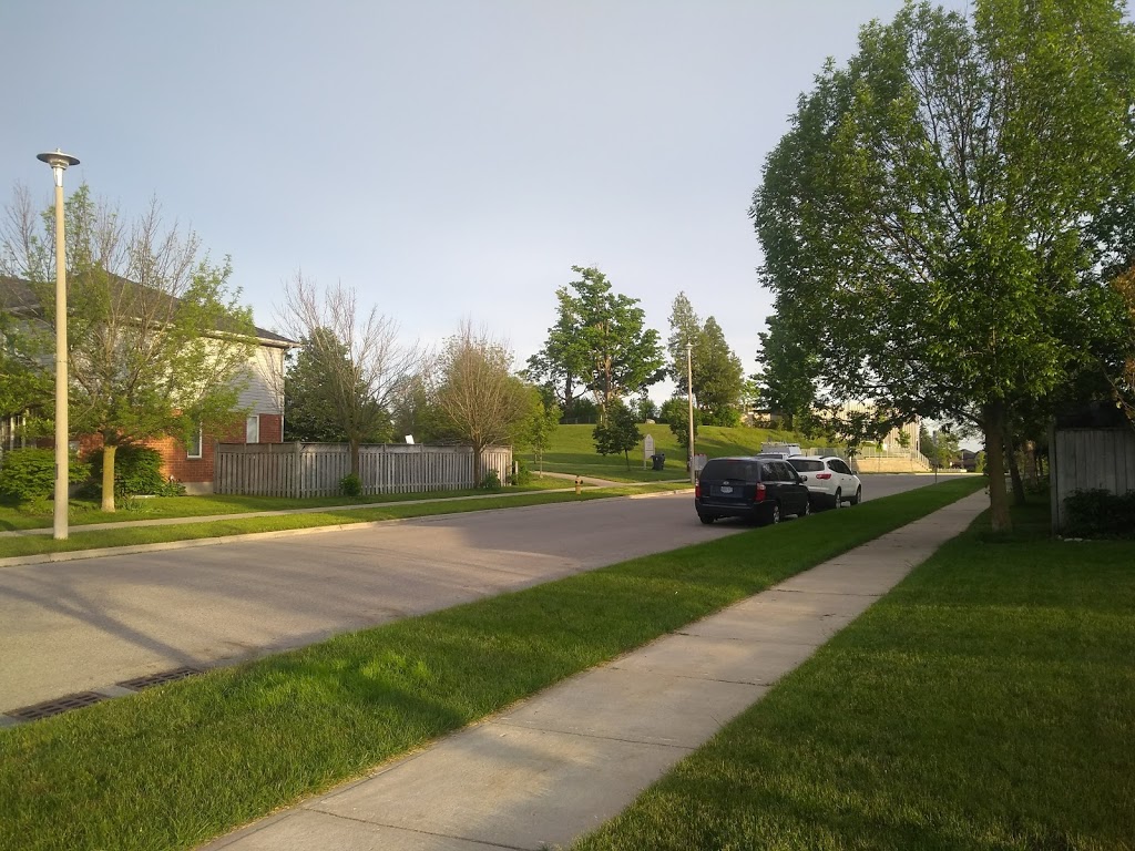 Lee Street Park | 71 Lee St, Guelph, ON N1E 7G1, Canada | Phone: (519) 822-1260
