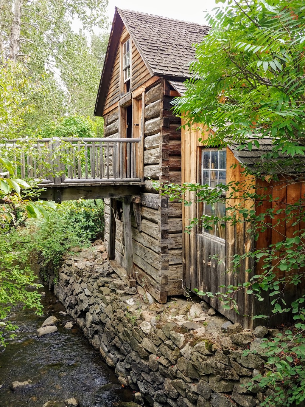 Grist Mill & Gardens at Keremeos | 2691 Upper Bench Rd, Keremeos, BC V0X 1N4, Canada | Phone: (250) 499-2888