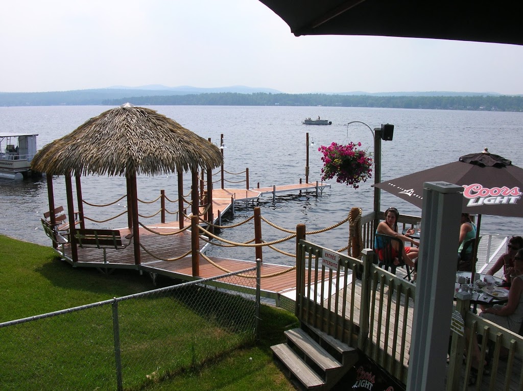 Quais Du Phare | 3965 Rue du Québec-Central, Lac-Mégantic, QC G6B 2C8, Canada | Phone: (819) 583-5451