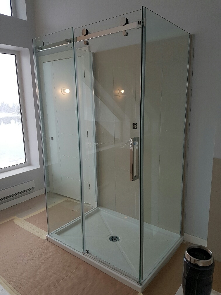 Home Town Glass | 36 Glendale Ave, Lower Branch, NS B4V 4M8, Canada | Phone: (902) 523-0500