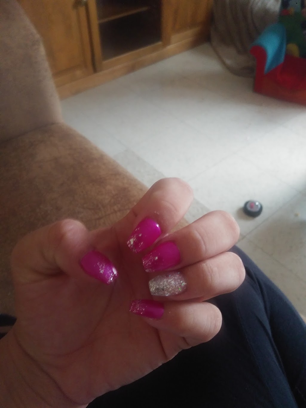 California Nails | 1372 McPhillips St, Winnipeg, MB R2X 2M4, Canada | Phone: (204) 694-5338
