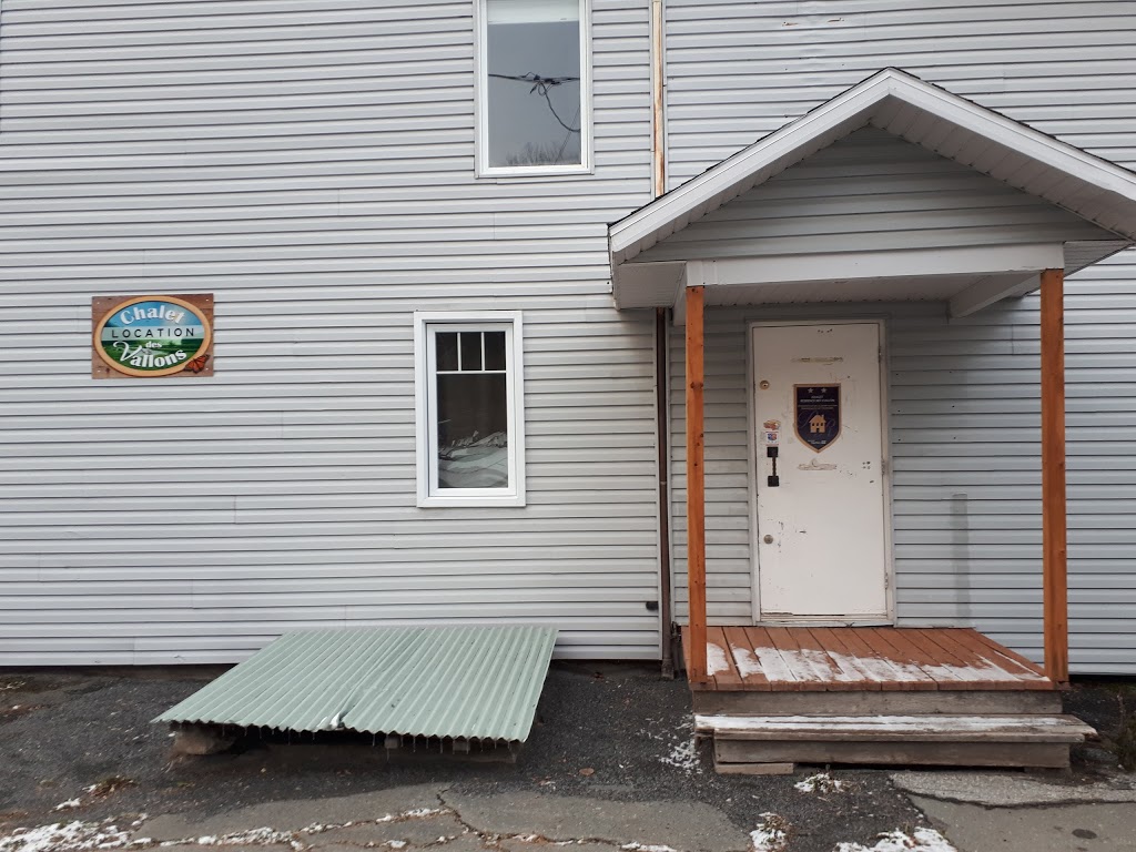 Chalet résidence Des Vallon | 489 Rue Principale, Sainte-Sophie-dHalifax, QC G0P 1L0, Canada | Phone: (819) 352-2782