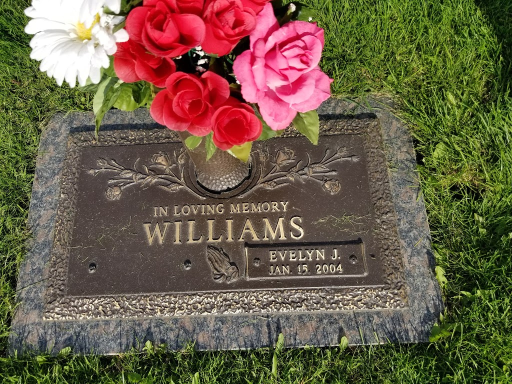 Resurrection Catholic Cemetery | 355 Taunton Rd E, Whitby, ON L1R 3L4, Canada | Phone: (905) 668-8912