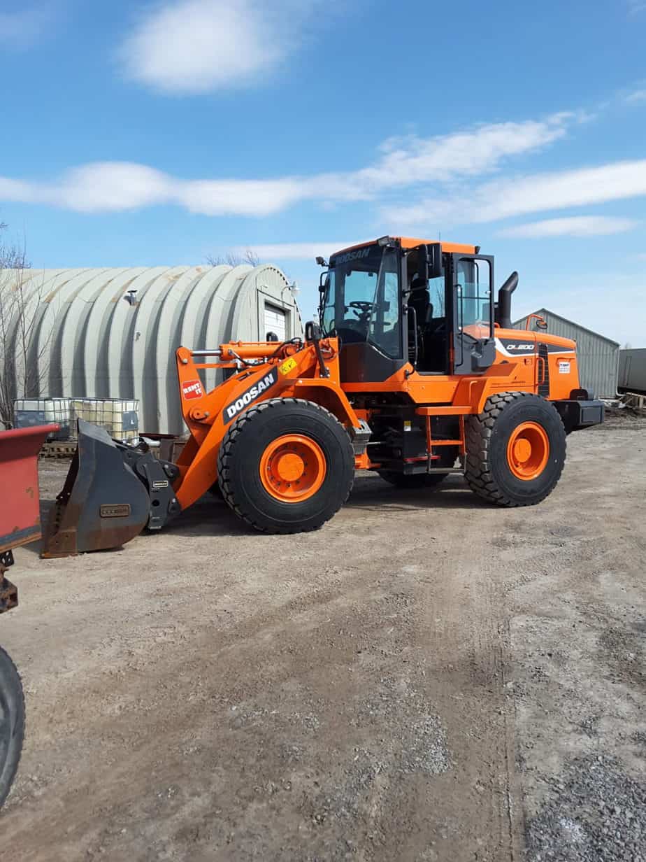 Broadleaf Landscaping and Snow Removal | 640 Mud St E, Stoney Creek, ON L8J 3C8, Canada | Phone: (905) 516-6711