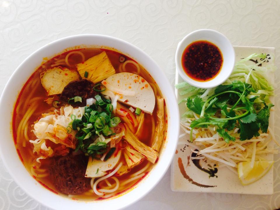 Veggie Vietnam | 367 Champlain St, Dieppe, NB E1A 1P3, Canada | Phone: (506) 854-7170