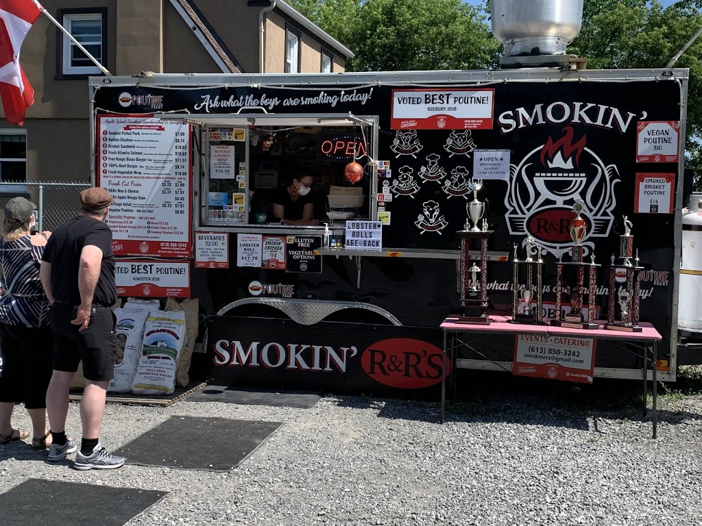Smokin R&Rs Mobile food kitchen | 1441 Stittsville Main St, Stittsville, ON K2S 1E5, Canada | Phone: (613) 850-3242