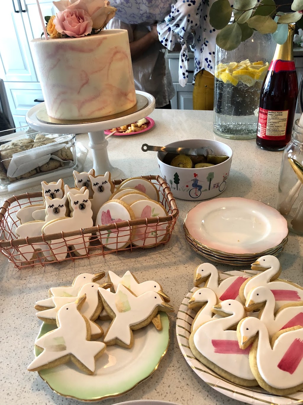 Pretty Sweet Bakeshop | 536 42 Ave SE, Calgary, AB T2G 1Y6, Canada | Phone: (587) 356-1225