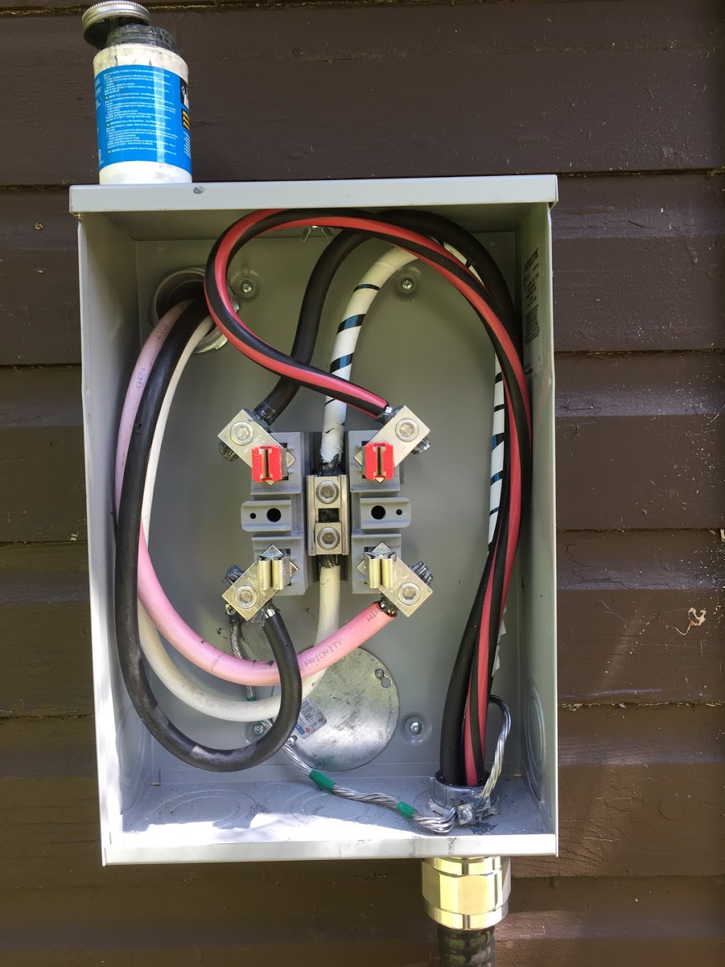 S.E. Robinson Electric | 163 Dill St, Bracebridge, ON P1L 1E5, Canada | Phone: (705) 706-1570