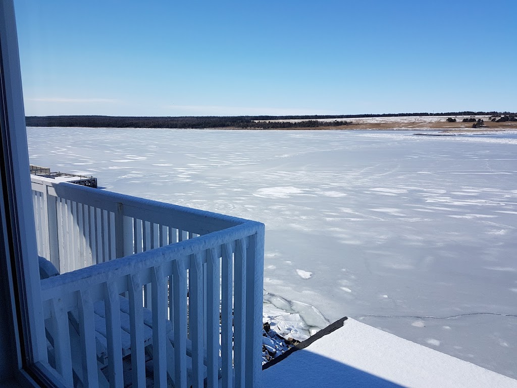 Auberge Baywind Suites | 15299 Cabot Trail, Petit Étang, NS B0E 2M0, Canada | Phone: (902) 224-3800