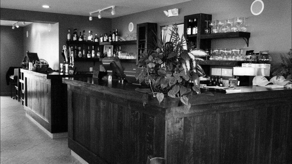 The Grill | 3279 Port Severn Rd, Port Severn, ON L0K 1S0, Canada | Phone: (705) 538-1234