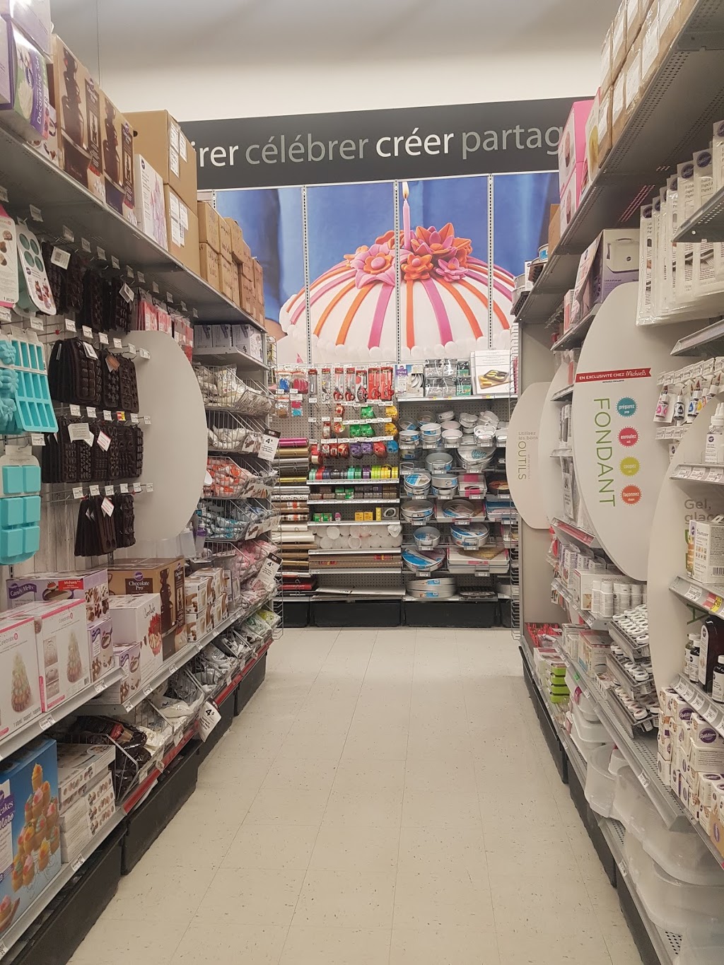 Michaels | 41 Boulevard de la Gappe Unit 2, Gatineau, QC J8T 0B5, Canada | Phone: (819) 246-1348