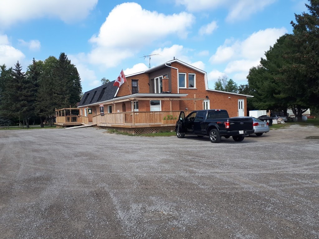 Three Twins Family Restaurant | B-1565 Durham Regional Rd 15, Beaverton, ON L0K 1A0, Canada | Phone: (705) 426-4333