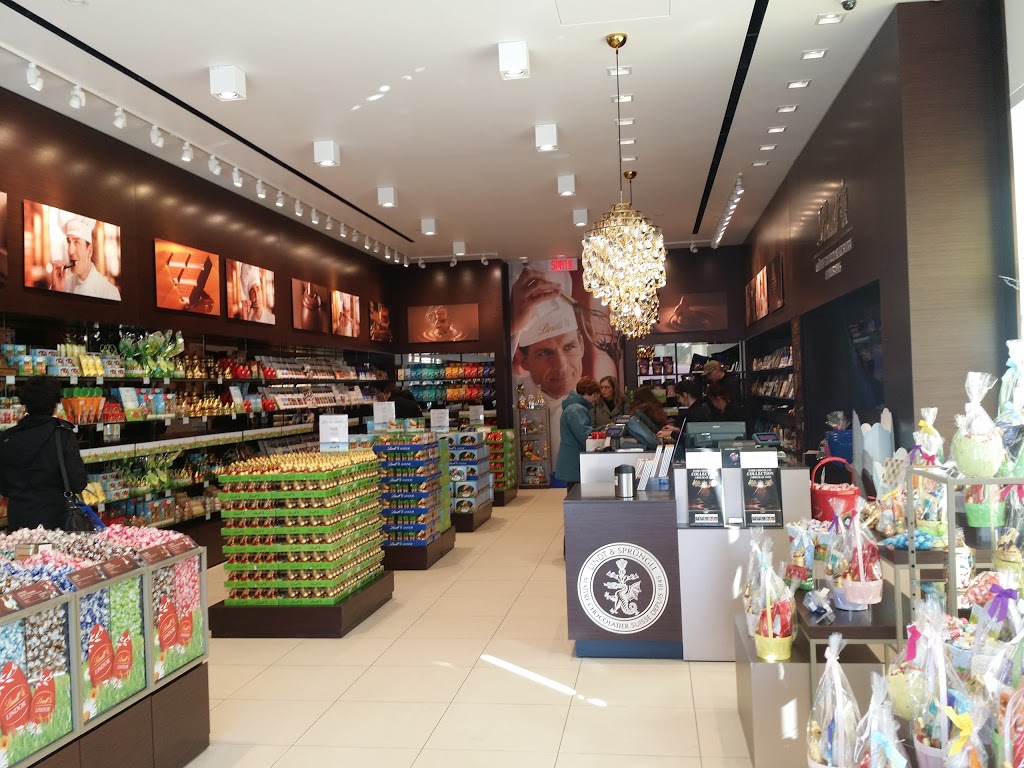 Lindt Chocolate Shop | 1135 Montée des Pionniers Unité 104, Lachenaie, QC J6V 0E1, Canada | Phone: (450) 654-8111