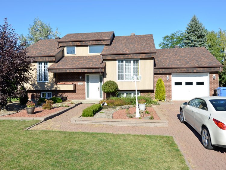 Toiture Union | 3308 Rue Bernard-Pilon, Saint-Mathieu-de-Beloeil, QC J3G 4S5, Canada | Phone: (450) 464-1622