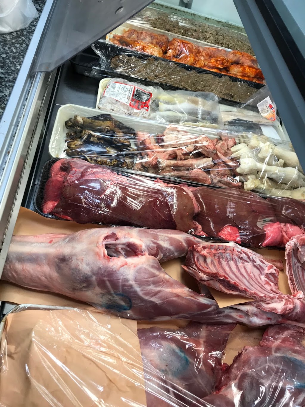 Noor Halal Meat | 735 Twain Ave, Mississauga, ON L5W 1X1, Canada | Phone: (905) 670-2111