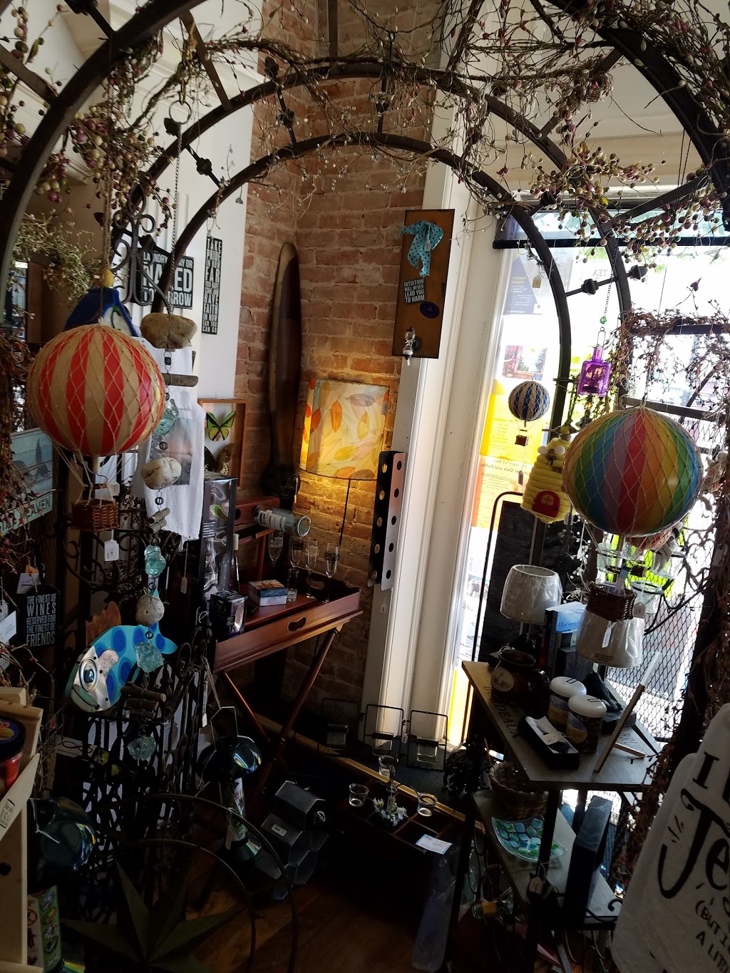 Clayton Trading Co | 320 James St, Clayton, NY 13624, USA | Phone: (315) 686-2577