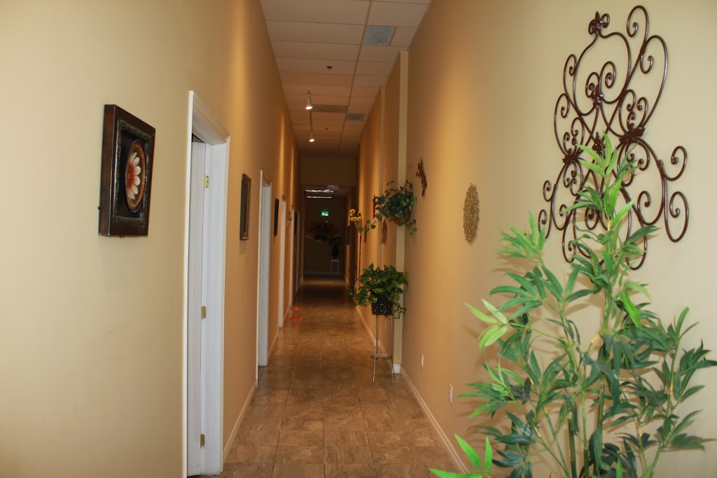 In Health Wellness Centre | 3100 Dixie Rd #1a, Mississauga, ON L4Y 2A6, Canada | Phone: (905) 232-3368