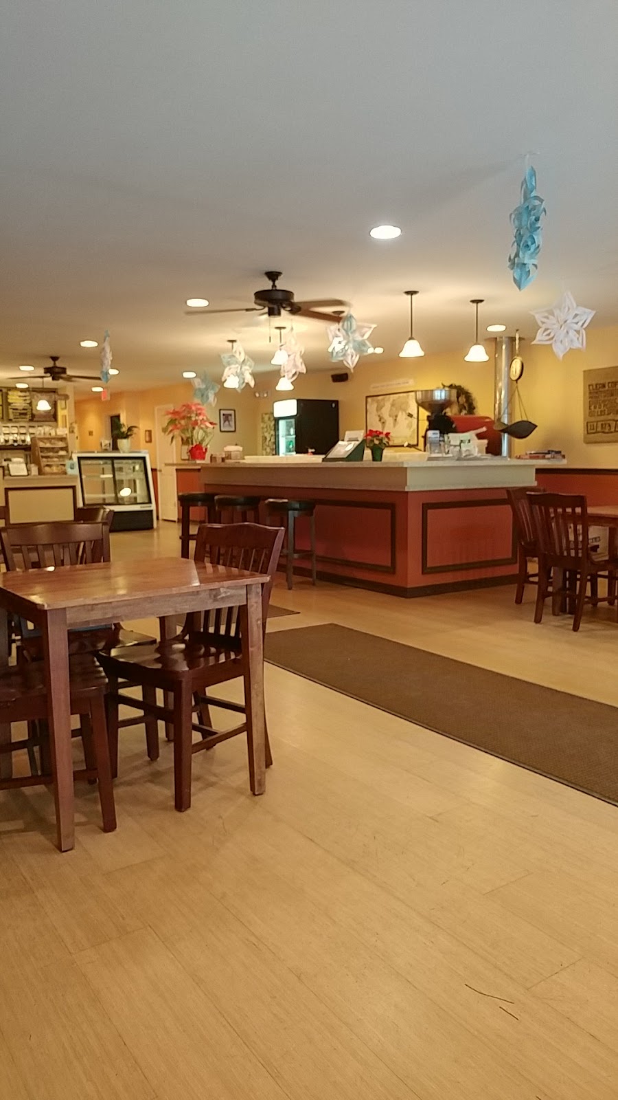Lakeside Coffee | 109 Lake St #1206, Rouses Point, NY 12979, USA | Phone: (518) 297-5600