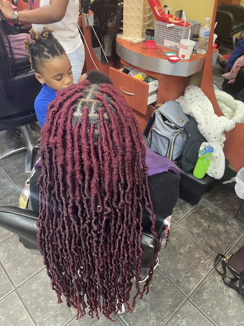 LocdByShika | 370 Main St N LocdByShika, Brampton, ON L6V 4A4, Canada | Phone: (416) 540-9044