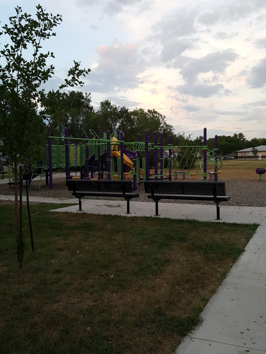 Rothwell play PARK | 186 Rothwell Crescent, Regina, SK S4N 1R8, Canada