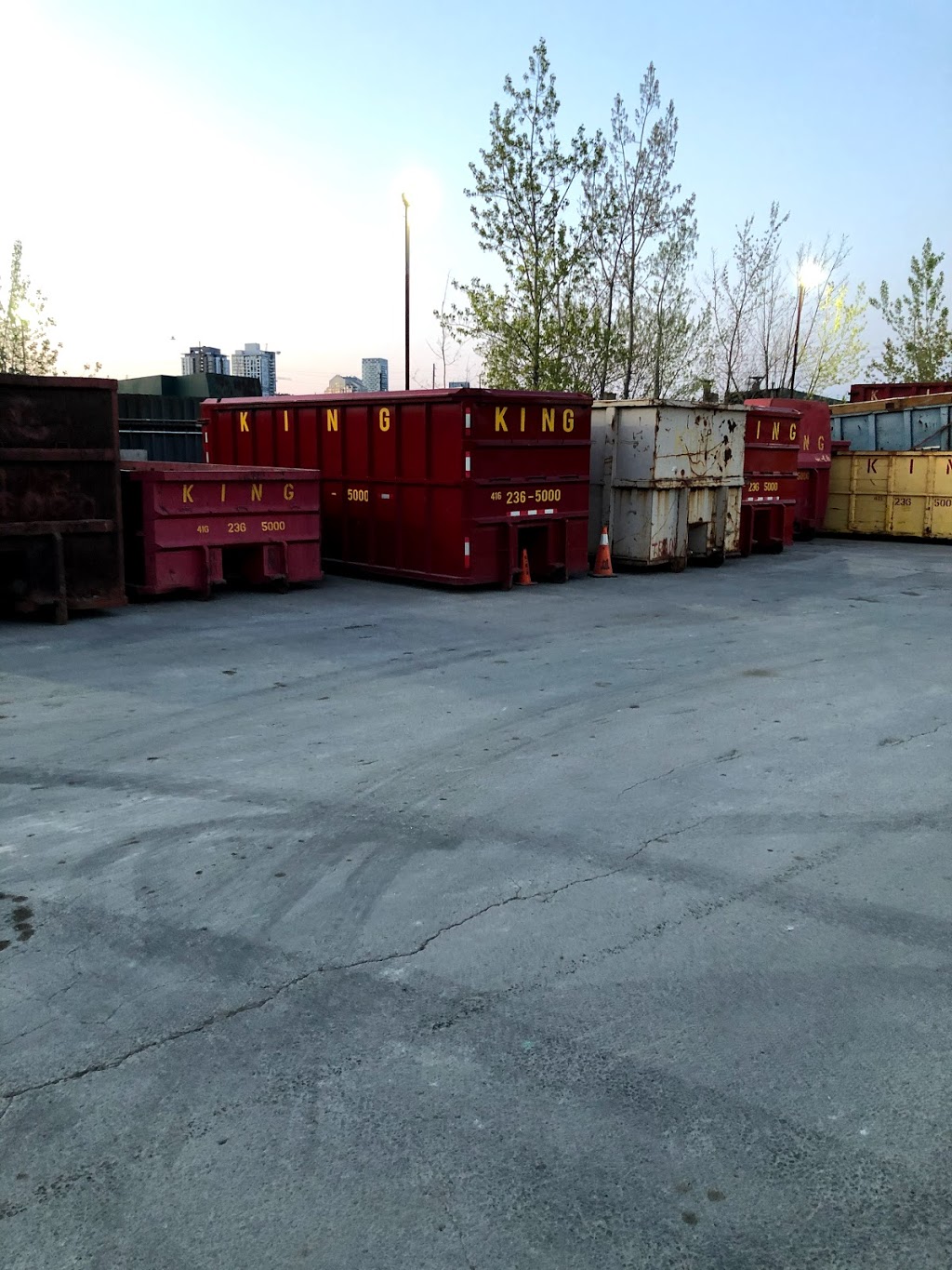 King Recycling & Waste Disposal Inc | point of interest | 86 Shorncliffe Rd, Etobicoke, ON M8Z 5K5, Canada | 4162365000 OR +1 416-236-5000