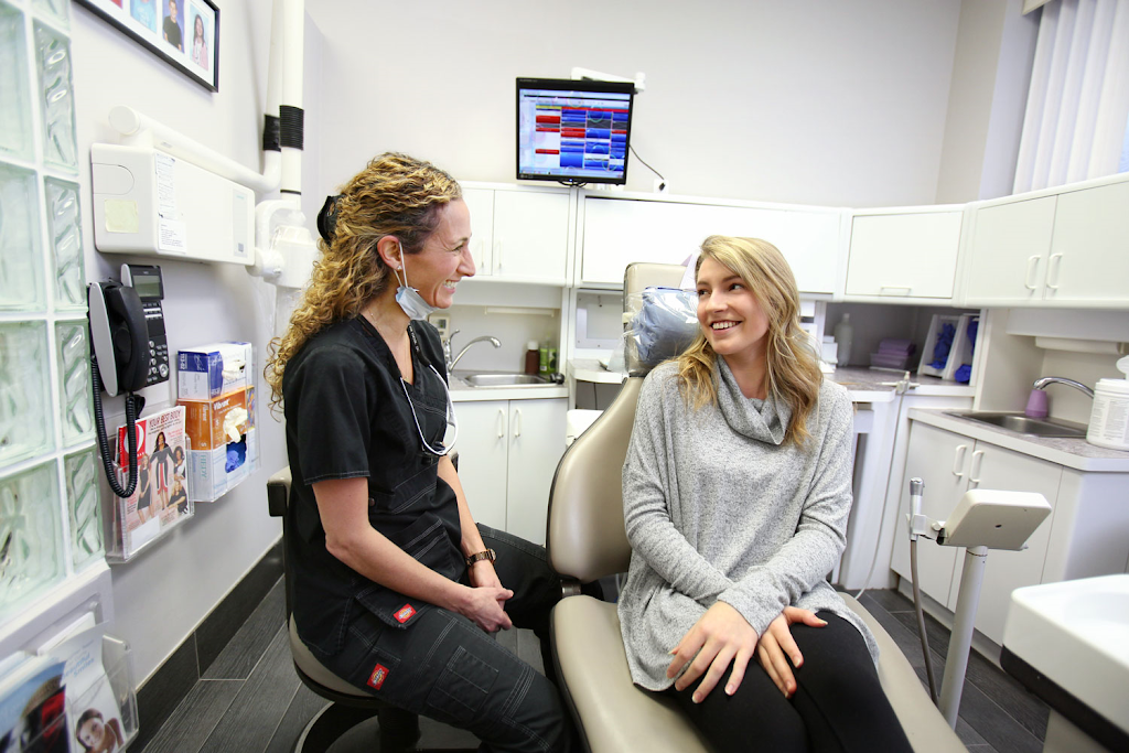 Keep 28 Dental Centre | 17035 Yonge St, Newmarket, ON L3Y 5Y1, Canada | Phone: (905) 853-3728