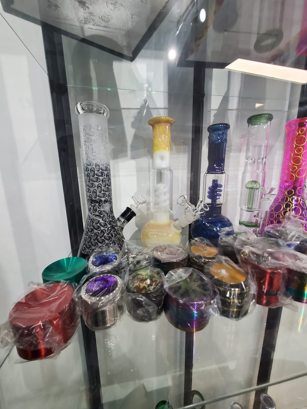123 Cannabis Crossfield | 1314 Railway St, Crossfield, AB T0M 0S0, Canada | Phone: (403) 946-0037