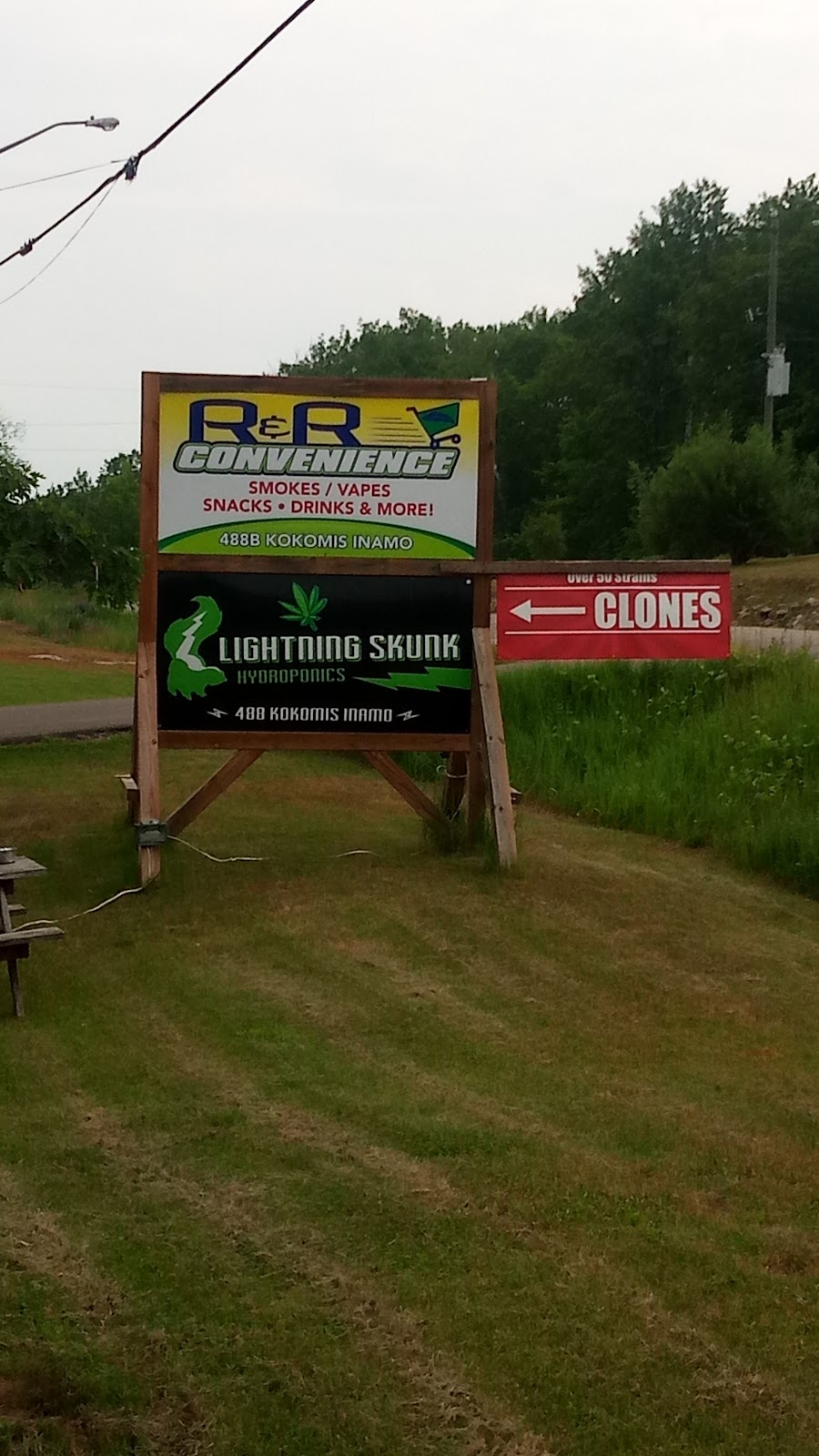R&R Convenience | 488b Kokomis Rd, Golden Lake, ON K0J 1X0, Canada | Phone: (343) 369-3053