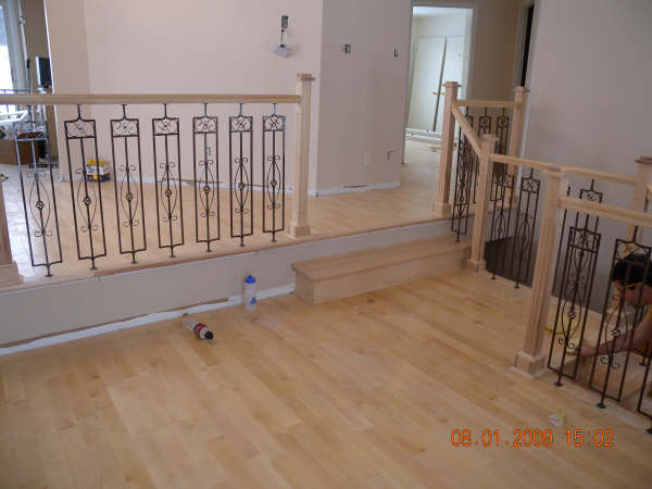Escalier R.V. inc | 231Principale, Saint-Léon, QC J0K 2W0, Canada | Phone: (819) 692-2360