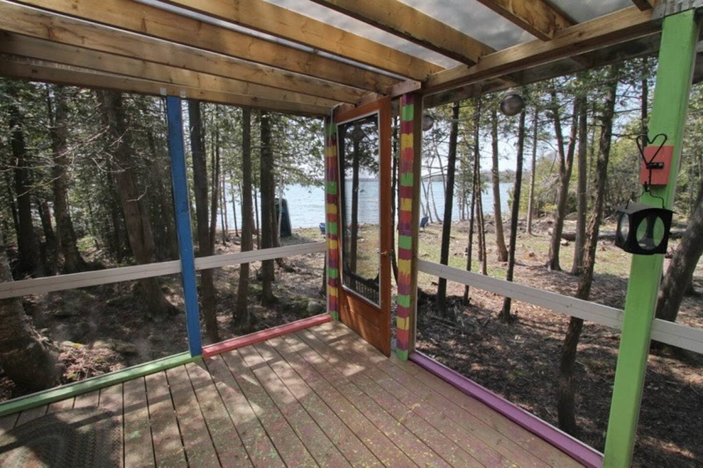 Berford Lake Retreat | 290 Mar Side Rd, South Bruce Peninsula, ON N0H 2T0, Canada | Phone: (905) 321-1686
