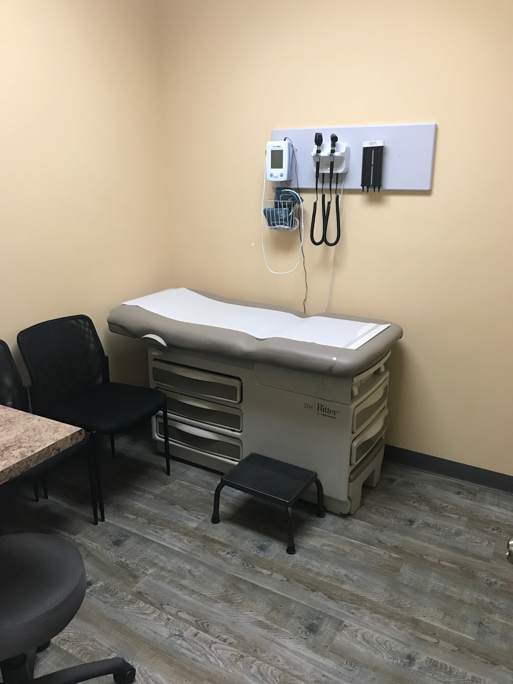 Lakeview Medical Clinic, Edmonton | 16 9104 179 Ave NW, Edmonton, AB T5Z 2K7, Canada | Phone: (587) 400-3709