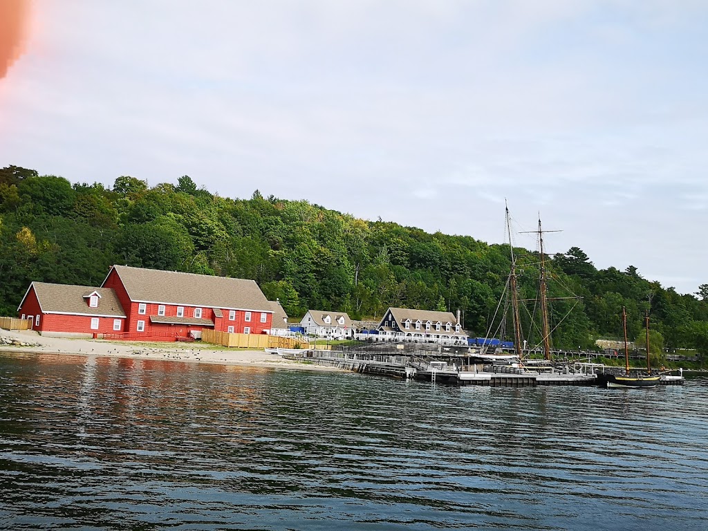 Landmark Cruises | 2 Main St, Penetanguishene, ON L9M 1T1, Canada | Phone: (705) 549-3333