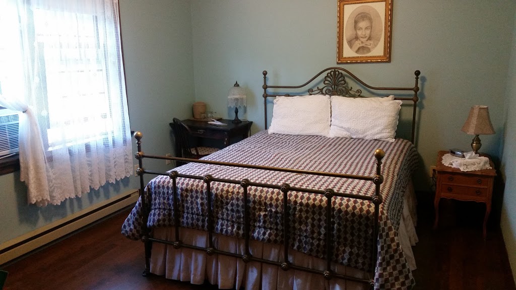 Les Victorines du lac | 1886 QC-161, Frontenac, QC G6B 2S1, Canada | Phone: (819) 583-6904