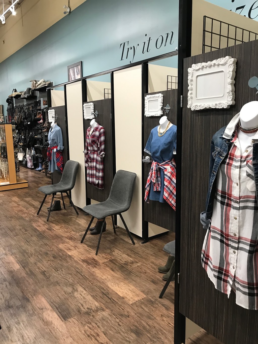 Style Encore Burlington | 2080 Appleby Line Millcroft Shopping Centre, close to Shoppers Drug Mart, Burlington, ON L7L 6M6, Canada | Phone: (289) 245-1411